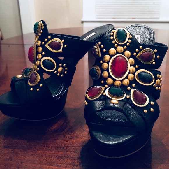 Vintage Style Miu Miu Heals :) - Picture 3 of 8